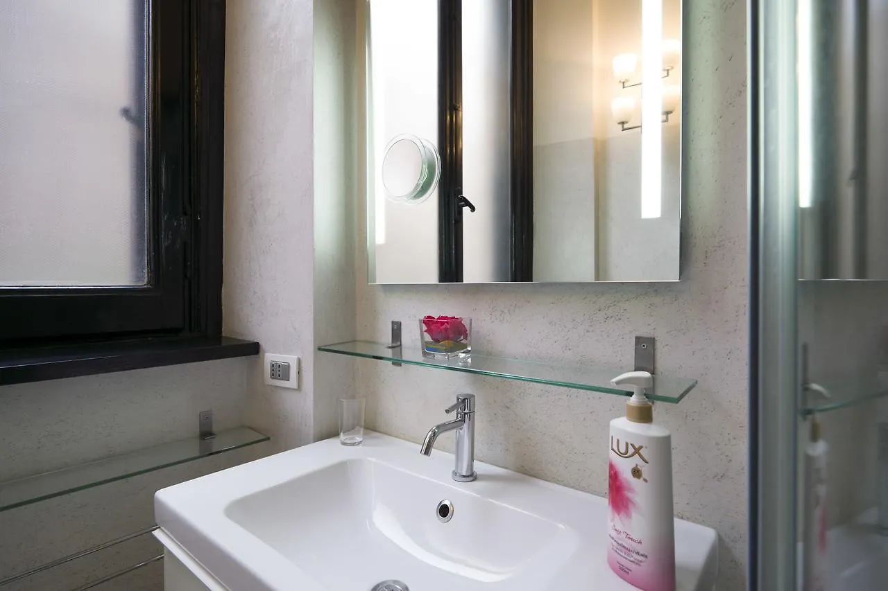 Primopiano - Guerrazzi Apartment Milan